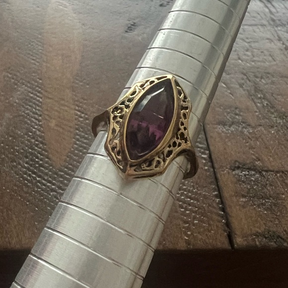 Vintage Signed ESPO 14KT Gold Electroplated Purple Stone Solitaire Ring Sz 9 - Picture 3 of 6